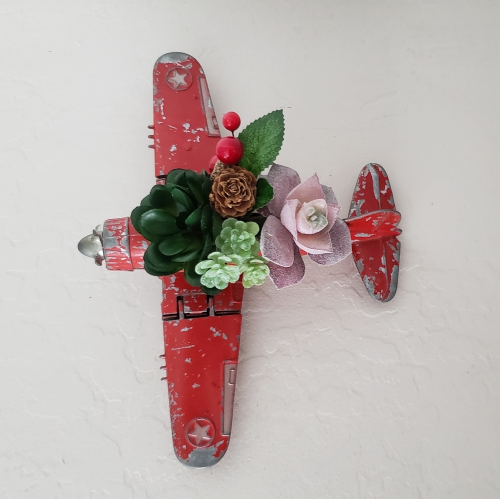 Vintage Hubley Kiddie Toy Die Cast Metal Military Airplane With Succulents